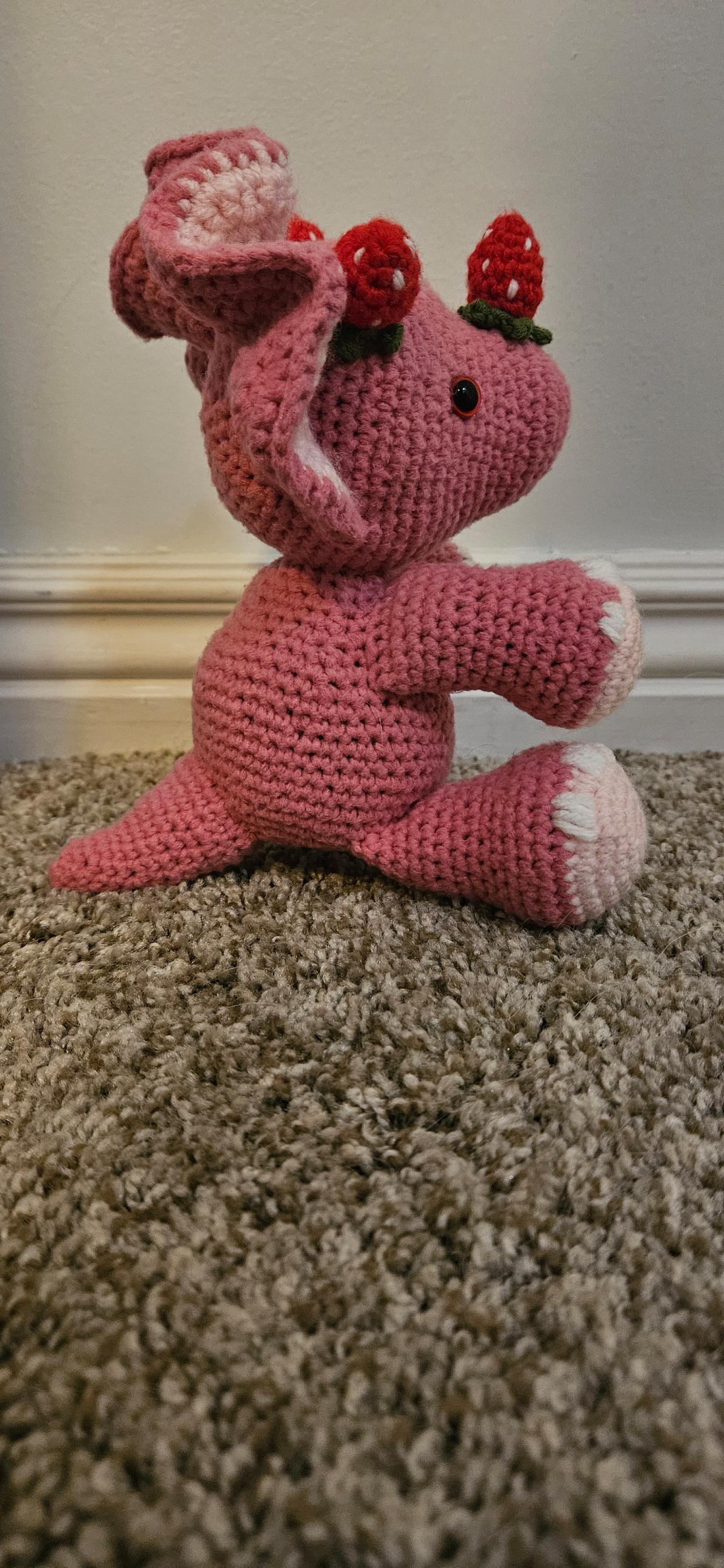 🦕🍓 Scarlett the Strawberry Triceratops 🍓🦕